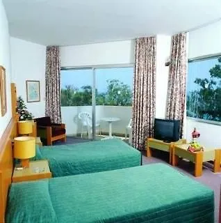 Hotel Crusader Beach 3*